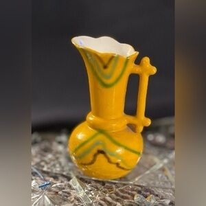 Miniature pottery vase